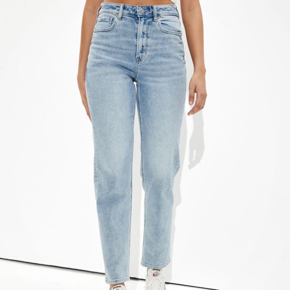American Eagle Stretch Mom Jean